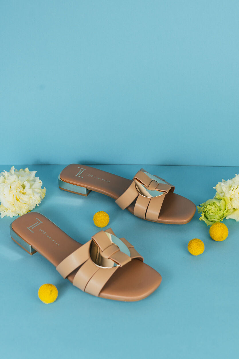 SANDALIA DE PISO BEIGE PARA MUJER  LOB FOOTWEAR 92805038